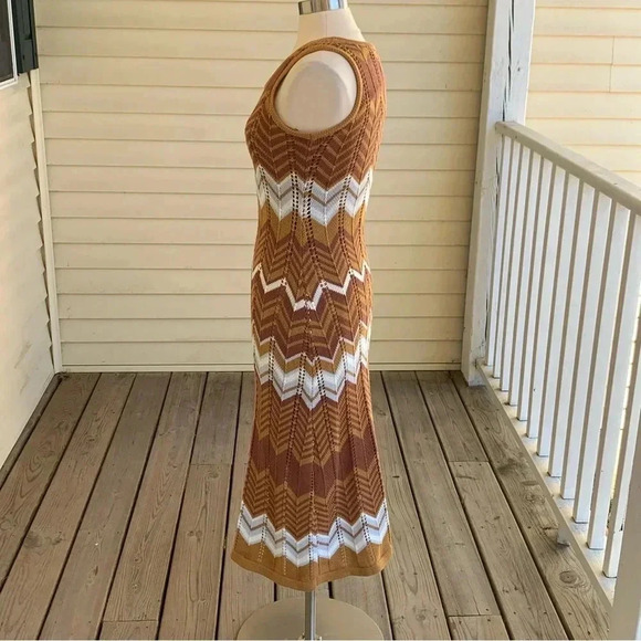 VERSONA Crochet Maxi Dress Carmel Latte Size Medium NWT Brown & Light Blue Boho - Picture 5 of 13